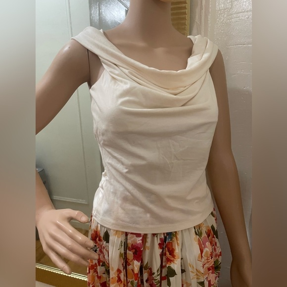 Reformation Tops - Reformation Cream Off-Shoulder Stretch blouse